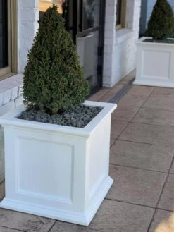 Fairfield Self-Watering Square Planter, 20” X 20” -Garden Care Shop 39 618 213V tif