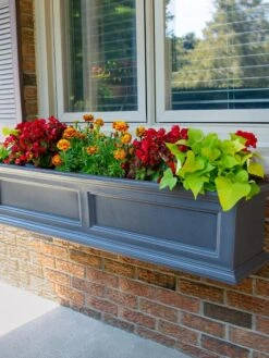 Fairfield Self-Watering Window Box, 4’ 11 Fairfield Self-Watering Window Box, 4’ -Garden Care Shop 39345 100V tif
