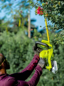 Sun Joe 24V-HT22-LTE 24-Volt ION+ Cordless Hedge Trimmer Kit | 22-Inch | W/ 2.0-Ah Battery And Charger -Garden Care Shop 8610657 08v