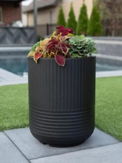 Arden Round Planter -Garden Care Shop 8613267 02V tif
